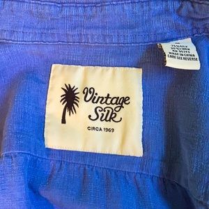 Vintage Silk, Medium, Blue.